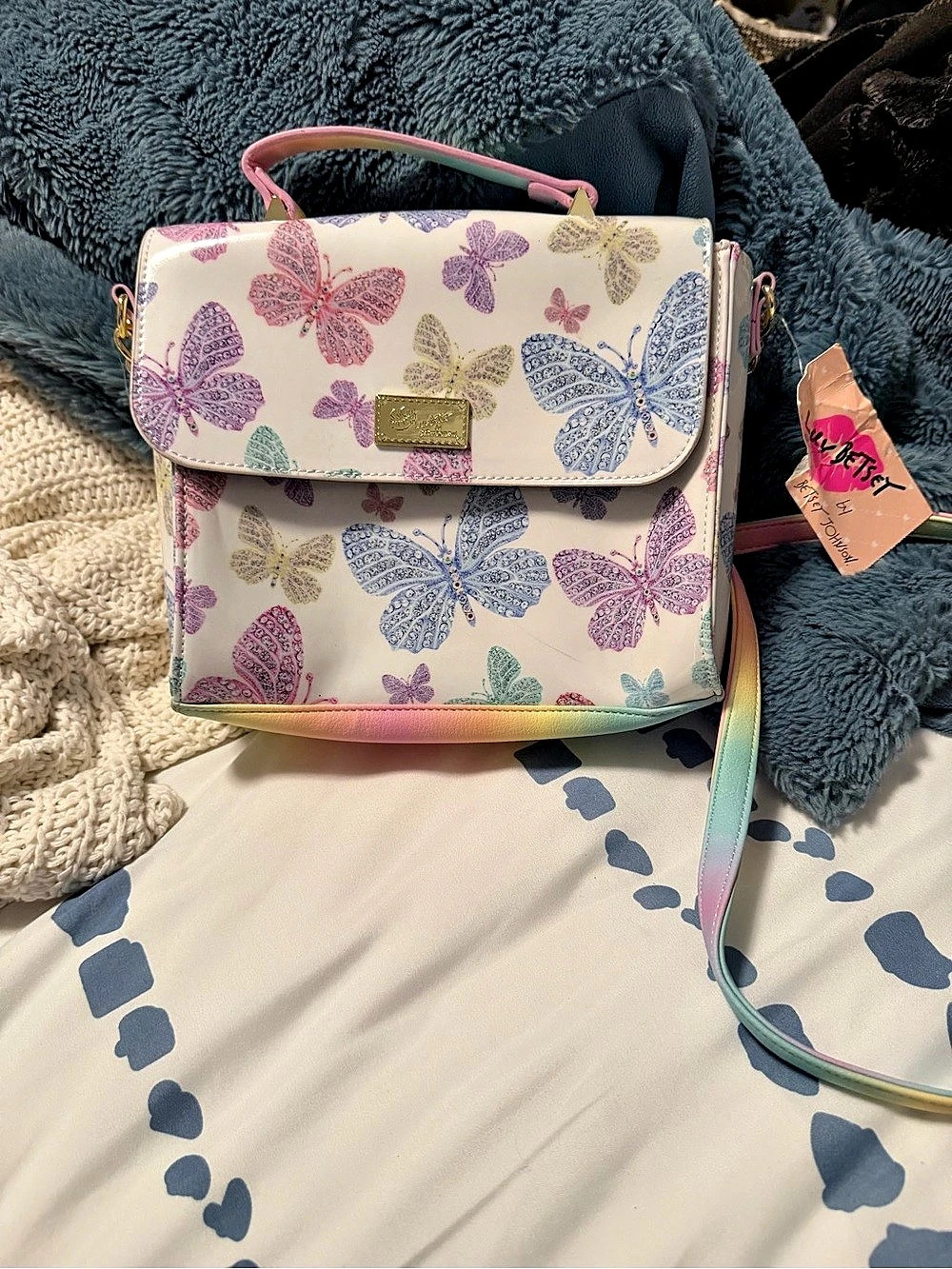 NWT Luv Betsey Johnson Addy Butterfly Crossbody Bag White Multi LBADDY